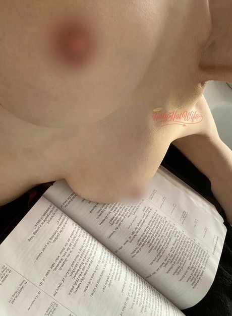 Holyhotwife