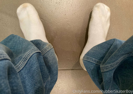 Rubberskaterboy