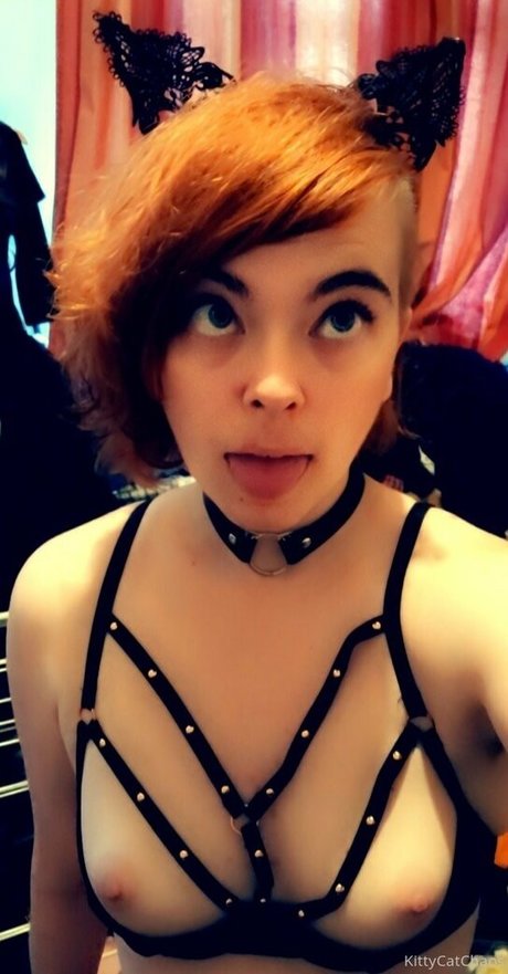 Naughtylittlekitten93