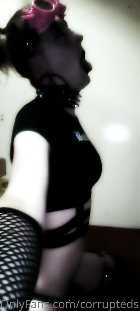 Corruptedsissybimbodoll