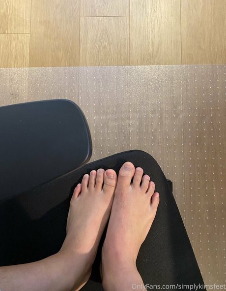 Simplykimsfeet