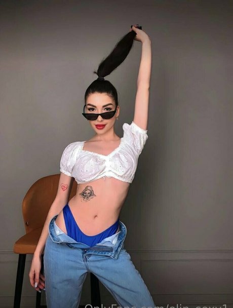 Elinsexy1