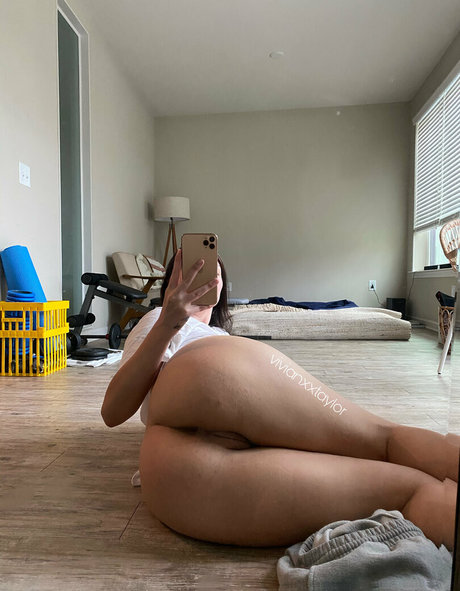 Vivianxxtaylor