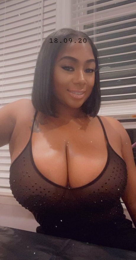 Therealchanellealicia