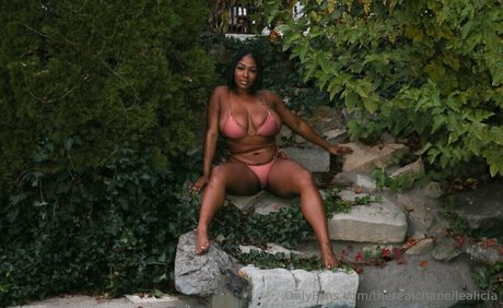 Therealchanellealicia