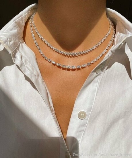Anikahazefreeee