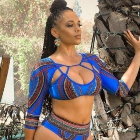 Melyssa Ford