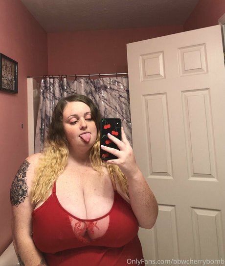 Bbwcherrybomb