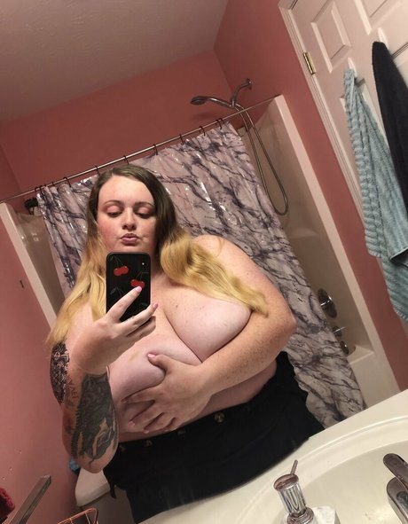 Bbwcherrybomb