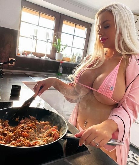 Officialamandabreden