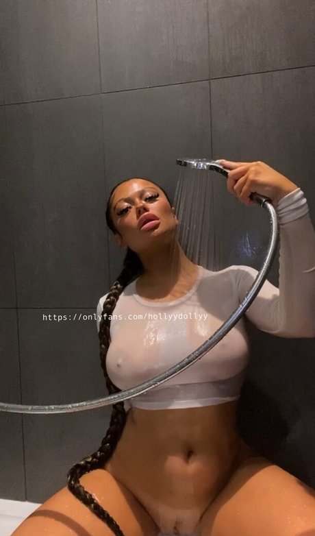 Hollydollyy