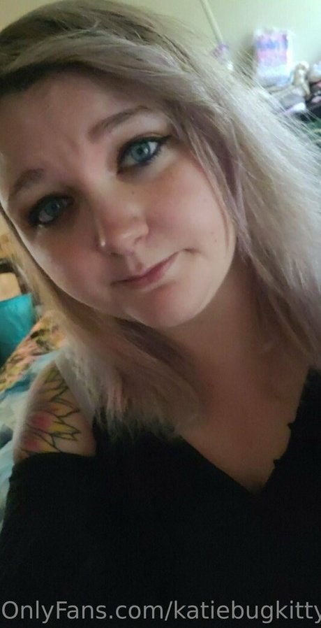 Katiebugkitty122