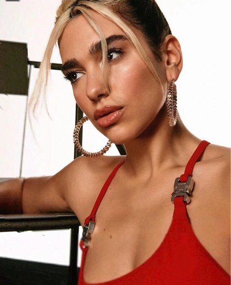 Dua Lipa