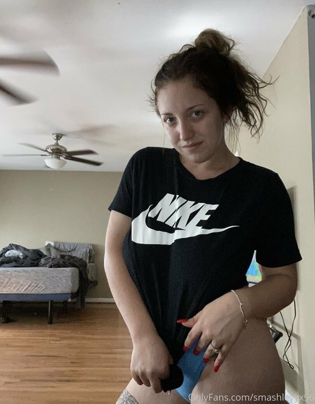 Smashleyyx96