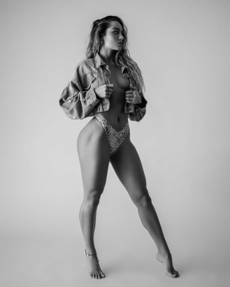 Sommer Ray
