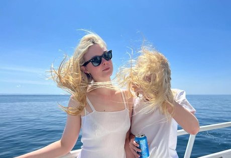 Elle Fanning