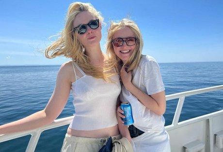 Elle Fanning