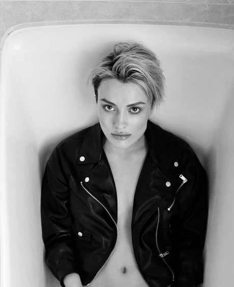Wallis Day