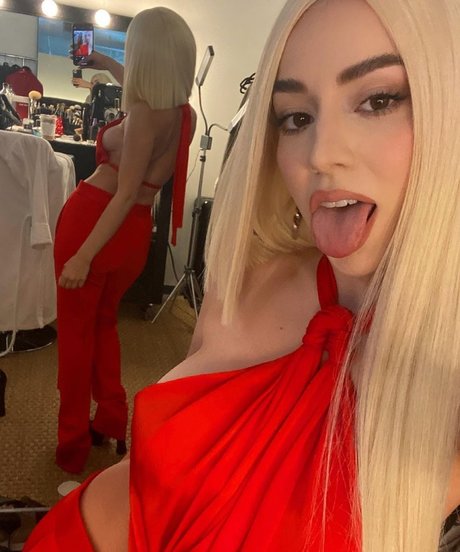 Ava Max