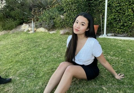 Sakuratheforbiddenfruit