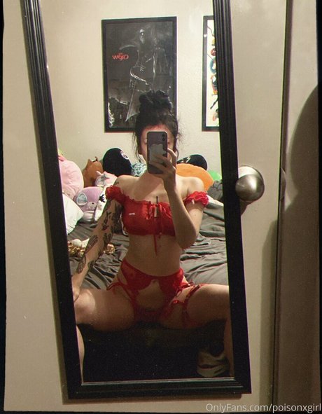 Poisonxgirl