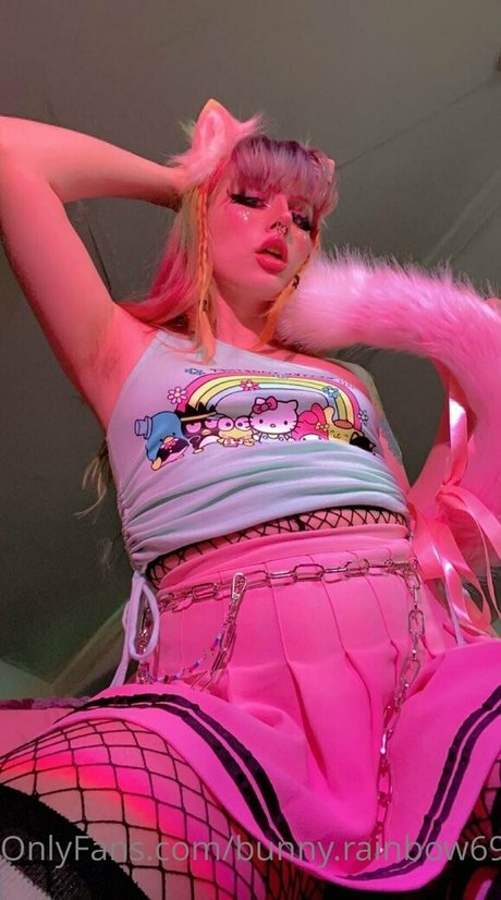 Bunnyrainbow69