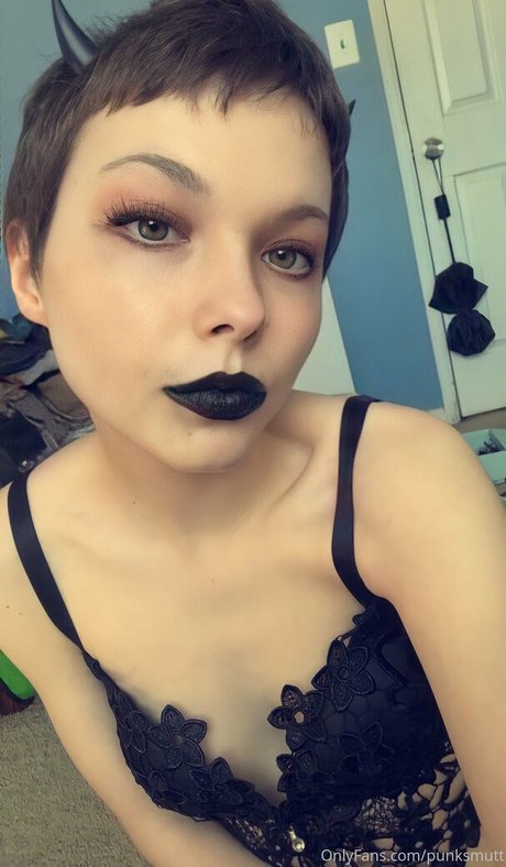 Punksmutt  nude leaked OnlyFans photo