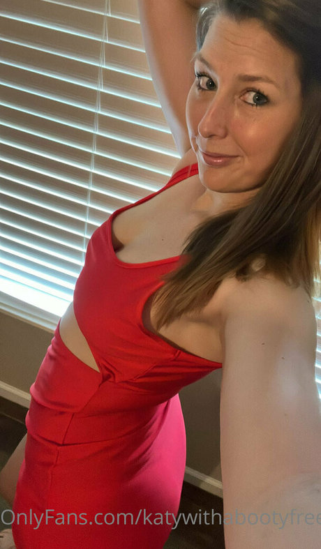 Katywithabootyfree