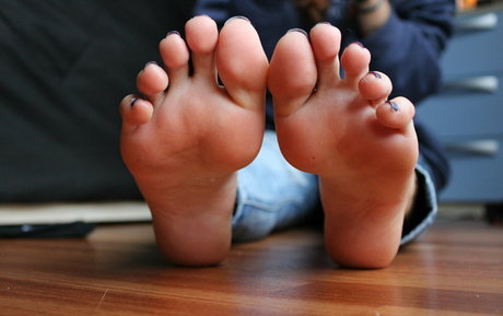 Misscandyfeet2
