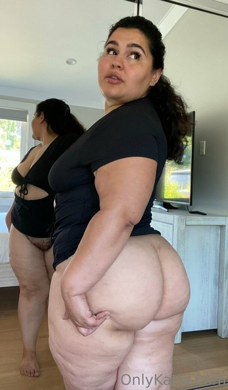 Karlaxxxlane