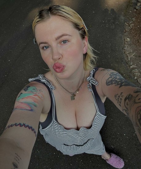 Ireland Baldwin