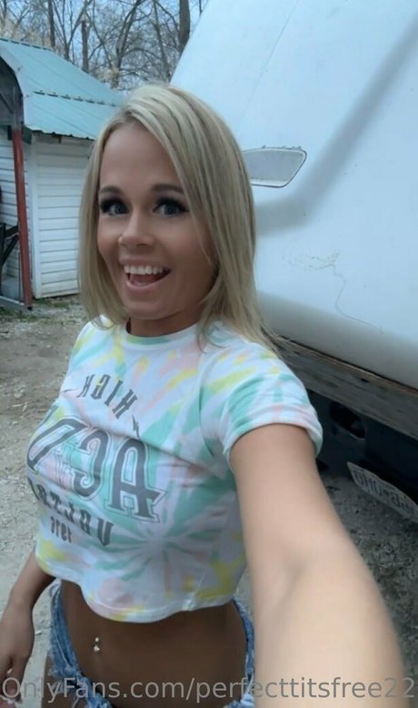 Perfecttitsfree22