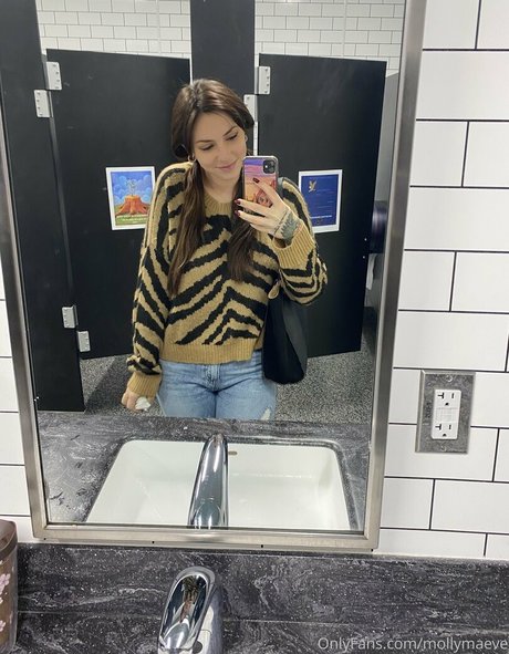 Mollymaeve