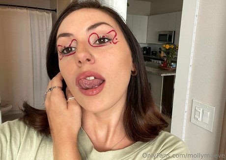 Mollymaeve
