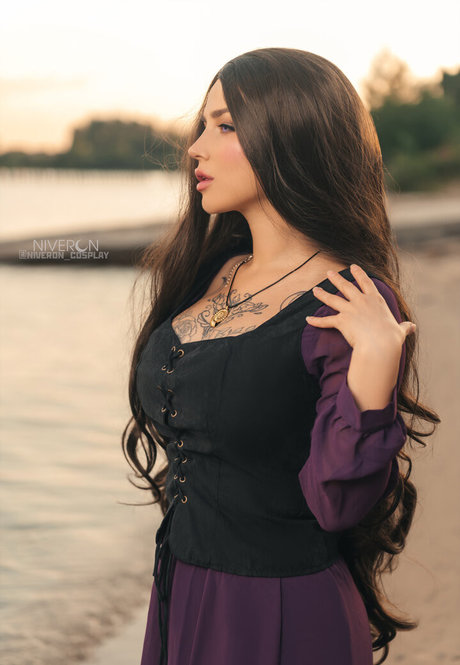 Niveron Cosplay