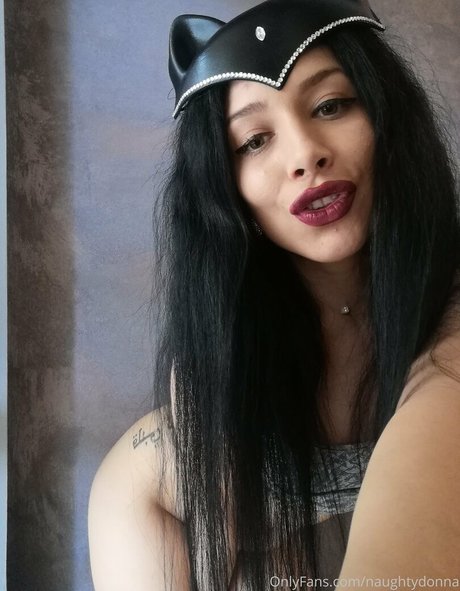 Naughtydonna