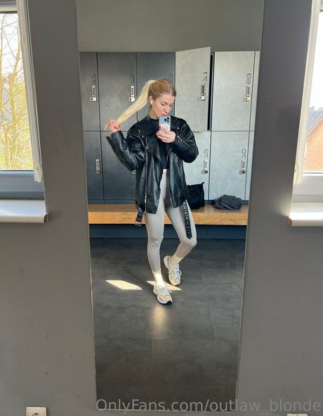 Outlawblonde