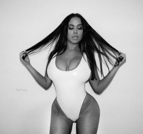 Sarah Love Macdonald