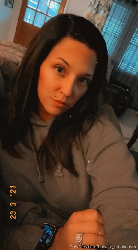 Hotwifebrookeblaze