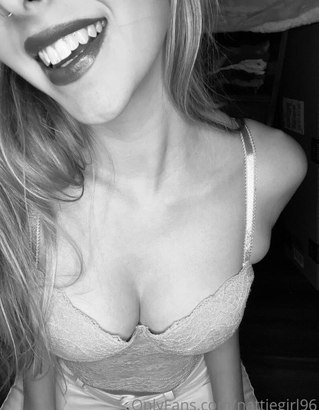 Nattiegirl96