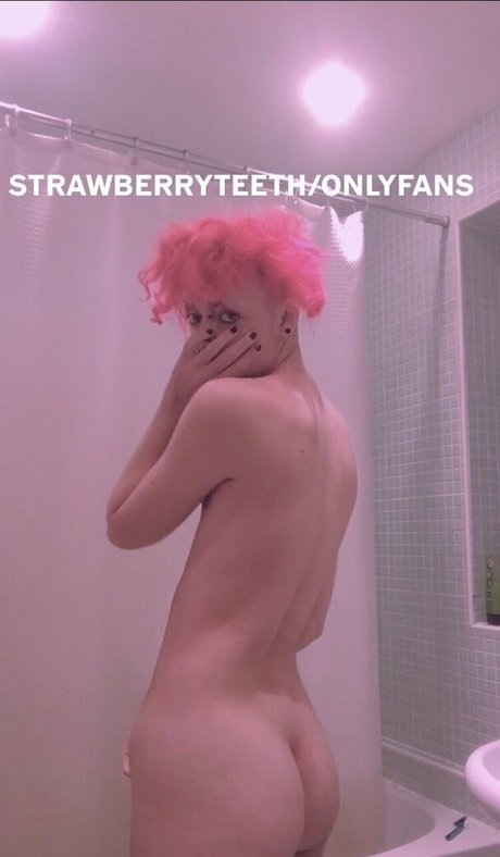 Strawberryteeth