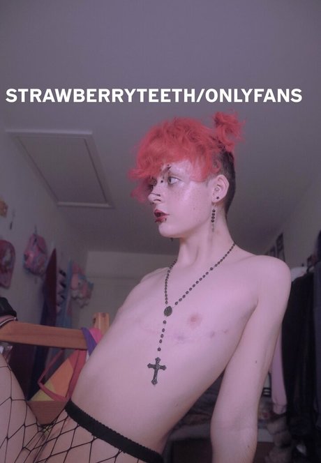 Strawberryteeth