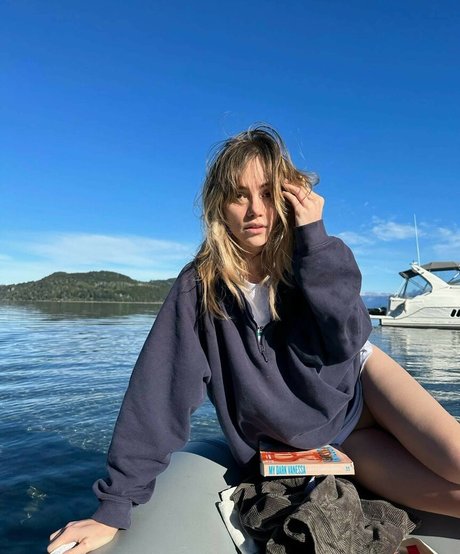 Suki Waterhouse