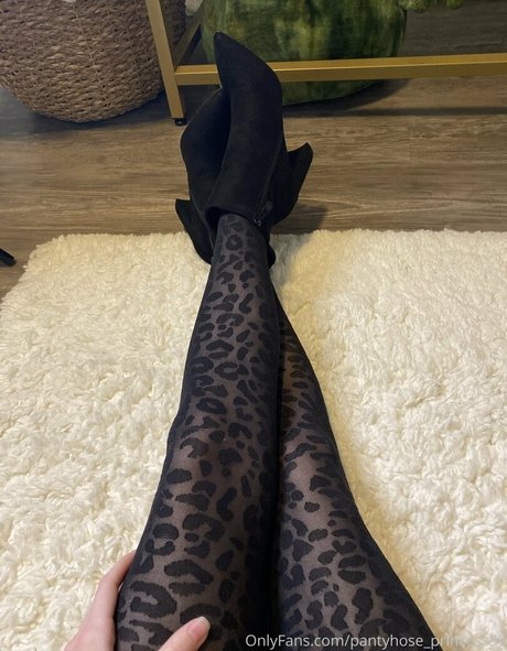 Pantyhoseprincess99