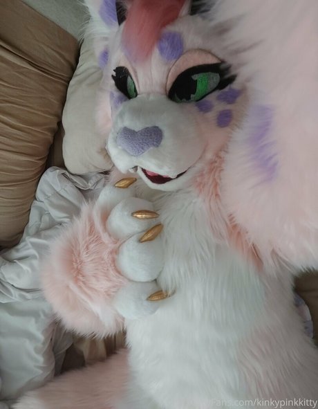 Kinkypinkkitty