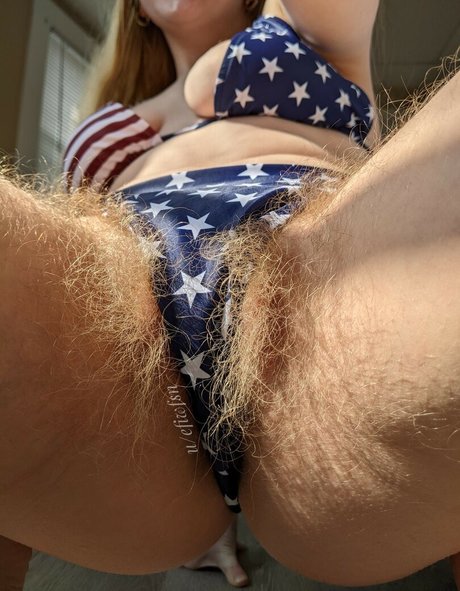 Hairyblondie