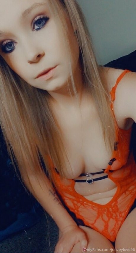 Jonzeylove96
