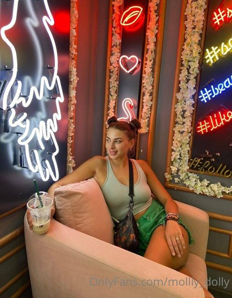 Molllydolly