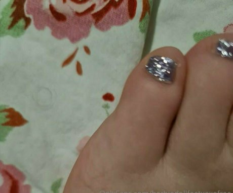 Barbiedollfeetxoxofree