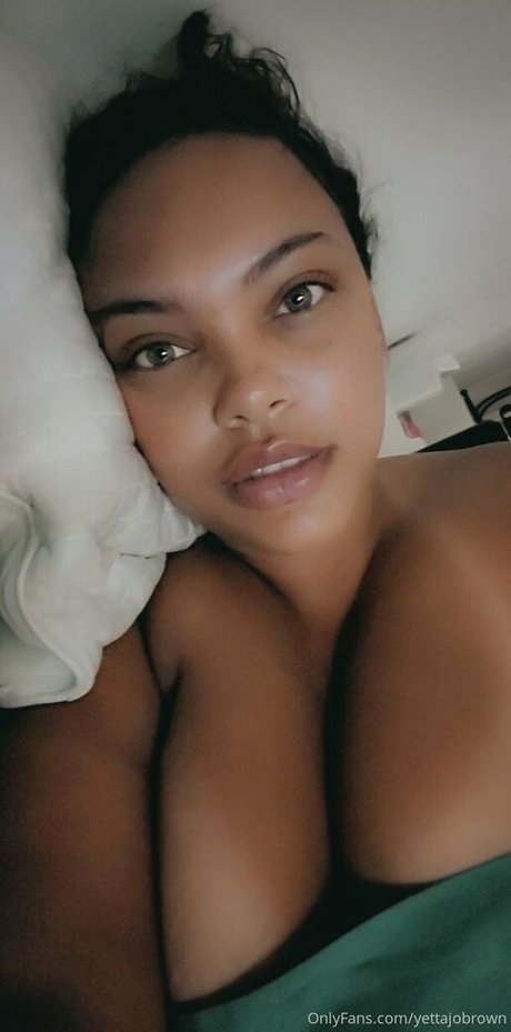 Yettajobrown  nude leaked OnlyFans photo